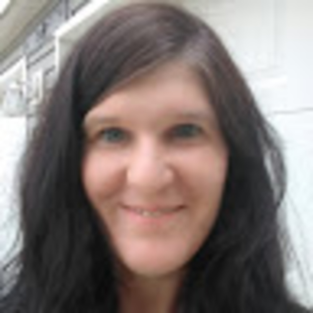 Meet your Posher, Alicia